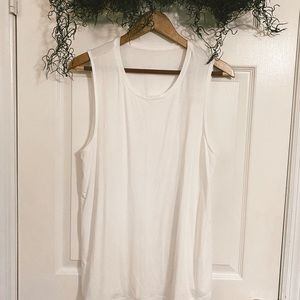 A new day XXL Juniors White Tank